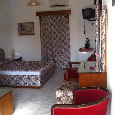 Penzion Porto Milos Adamantas (Milos)