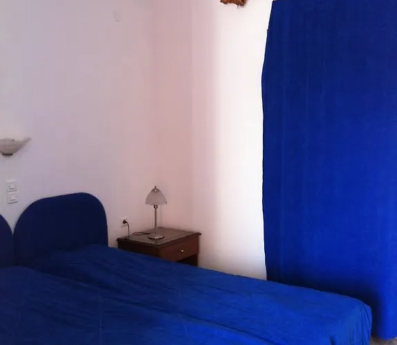 Gasthuis Porto Milos Adamantas (Milos)