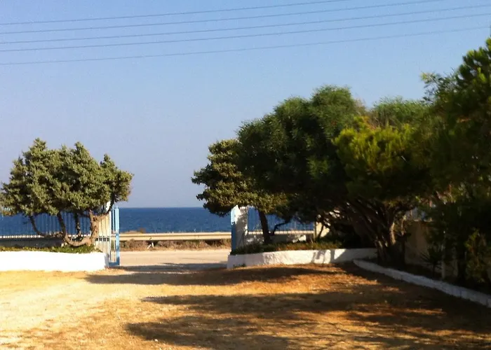 Gasthuis Porto Milos Adamantas (Milos)